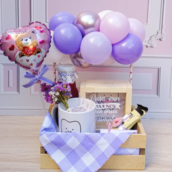 521340515_18167627977357190_3851486874411783012_n Box feliz día