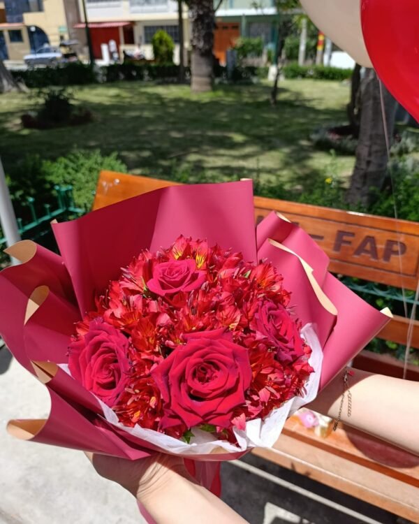 ❤️ Ramo Amor que Florece