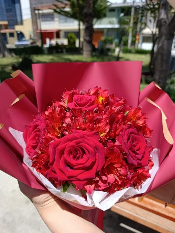 ❤️ Ramo Amor que Florece