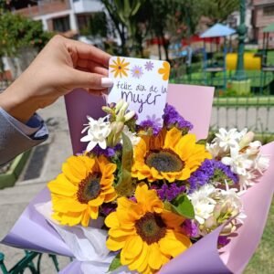 Ramo “Mujer Brilla Bonito” 💜🌻