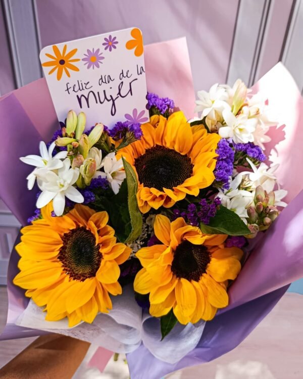 Ramo “Mujer Brilla Bonito” 💜🌻