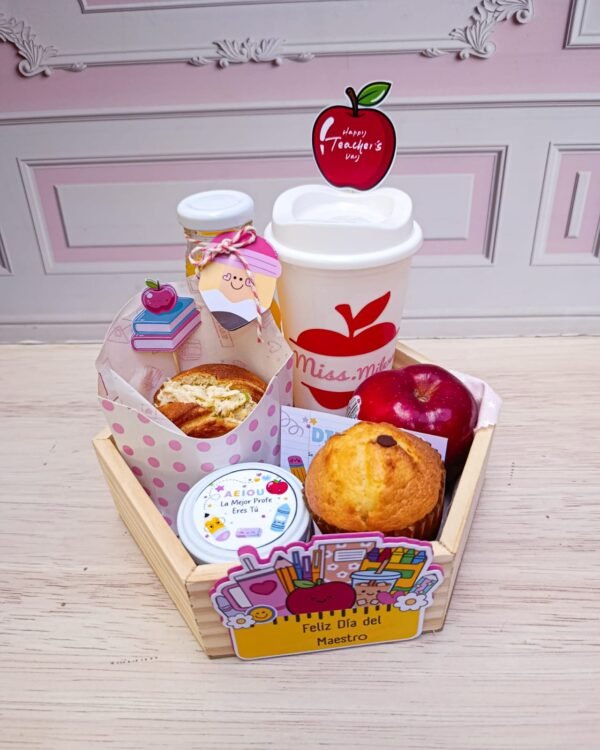 WhatsApp Image 2026-06-30 at 5.26.50 PM Box Manzana de Oro