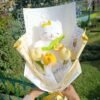 WhatsApp Image 2026-09-15 at 8.06.23 PM (1) Ramo Corderito con tulipan